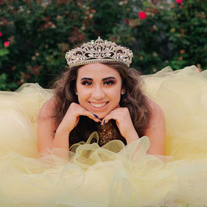 Meet your Posher, Isabella